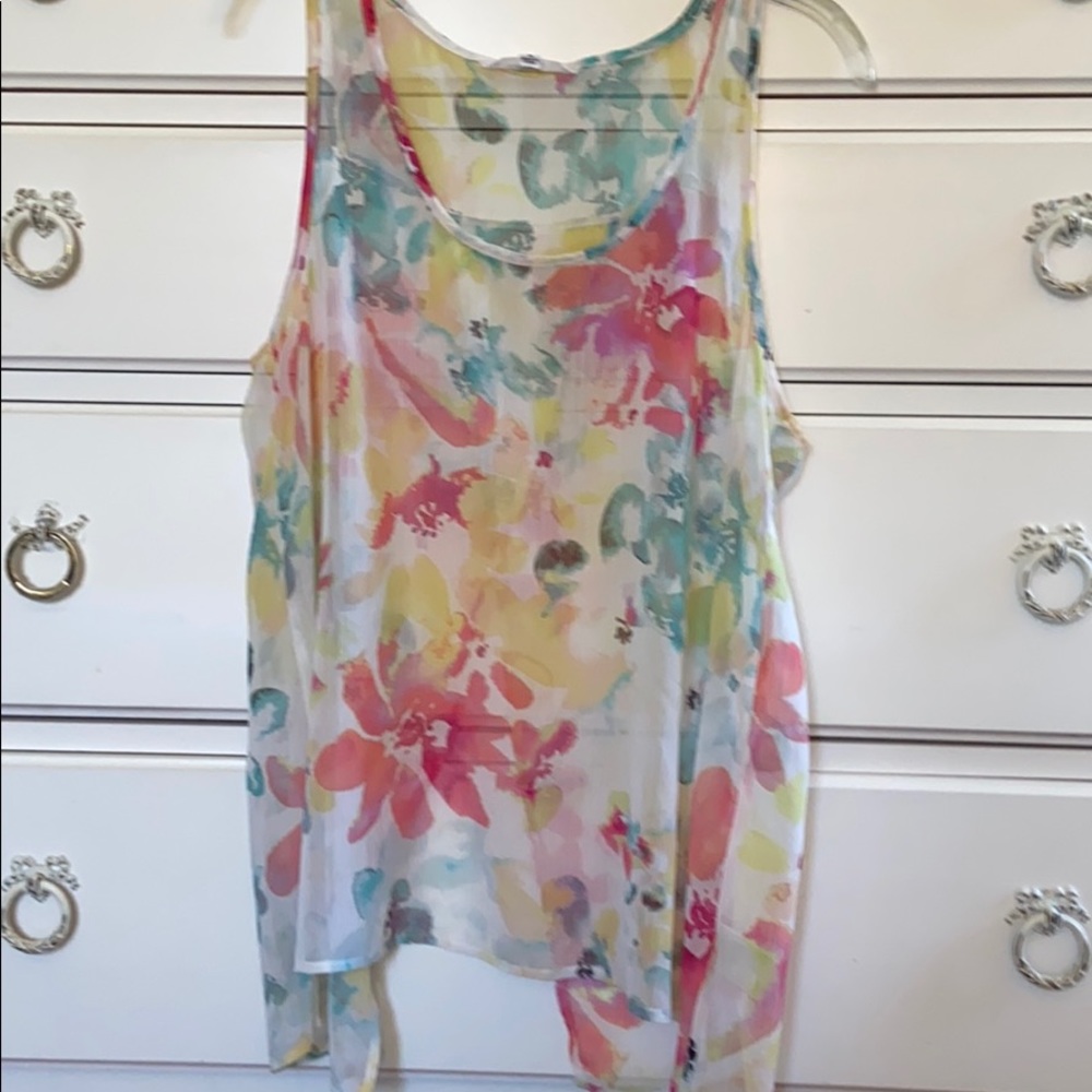 Floral top